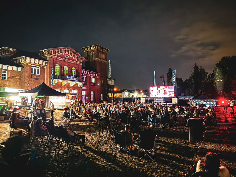 Open-Air-Kino am historischen Bahnhof Eilenburg: „A Star Is Born“