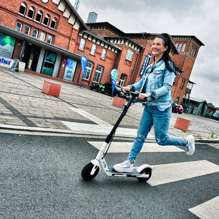 A-TO Ultron AIR - E-Scooter mit Straßenzulassung