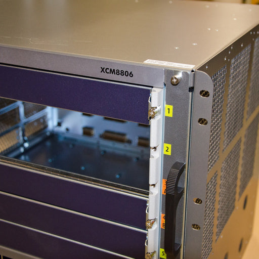 Produktbild Rack - Netgear XCM8806-10000S Switch Gehäuse